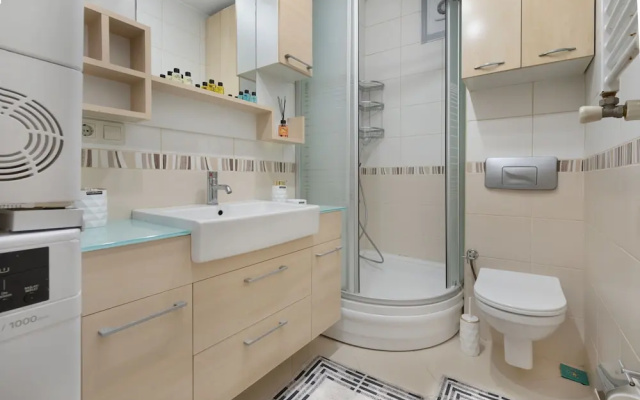 Gorgeous Central 1BR Apt near Galataport