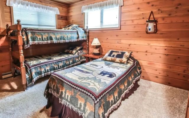 Pinewood #8512 - 3 Br Home