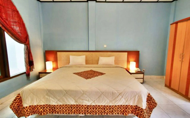 OYO 3923 Villa Puri Royan