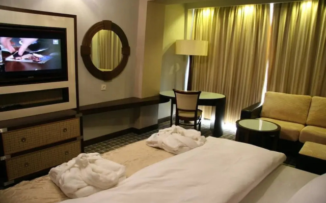 Apartament 214 w Marine Hotel
