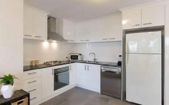 Luxuary Apartment near Airport