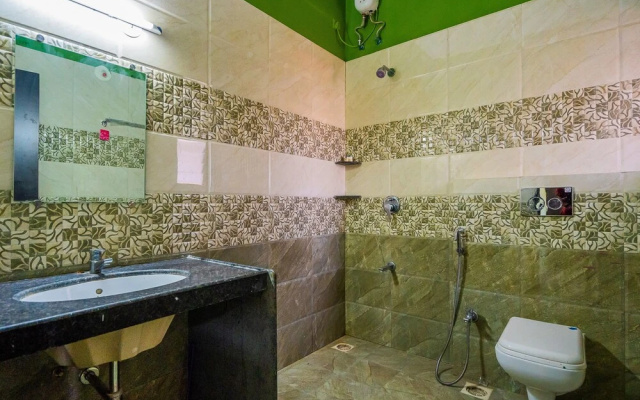 OYO 18723 Home Elegant Studio Tungrali