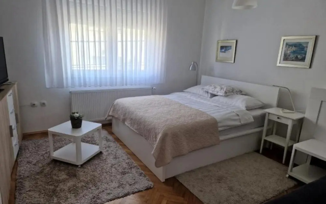Apartments Lavanda Idila