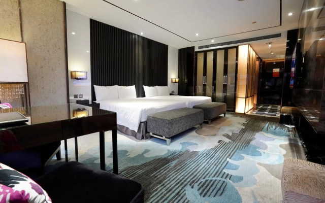 Puli Ease Hotel