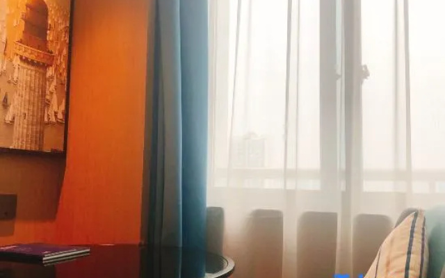 Yeste International Hotel (Nanning South Lake Park Macun Subway Station)
