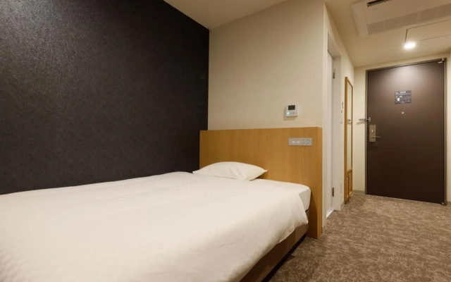 Plum Hotel