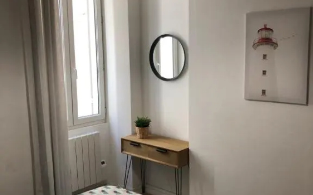 Magnifique Appartement 3 pièces Joliette Marseille PARKING PRIVATIF