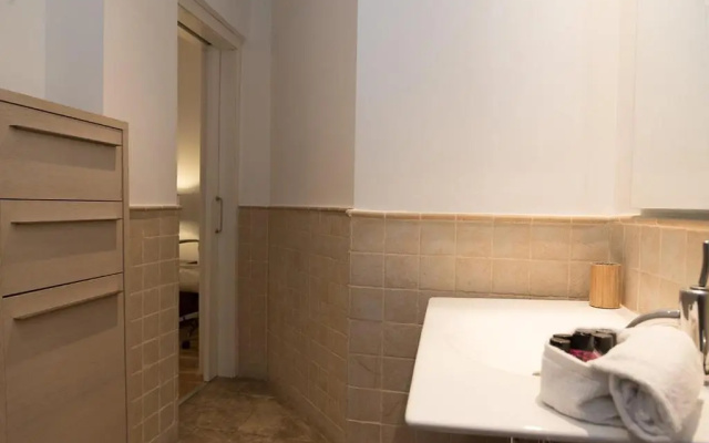 Bonito apartamento cerca de la Plaza Mayor (C/Segovia 10)