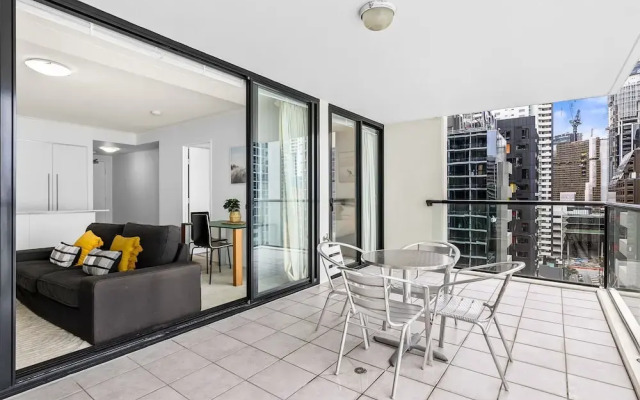 1-bed Brisbane City Centre With Pool, BBQ & Gym