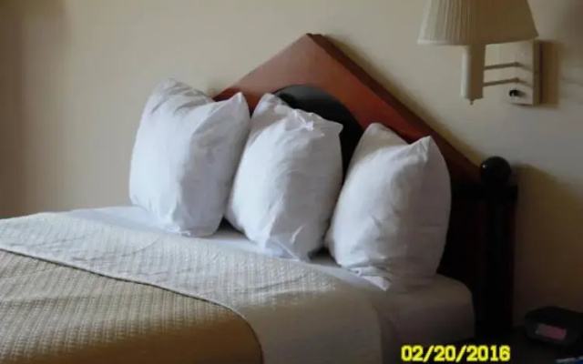 Days Inn Greensboro East