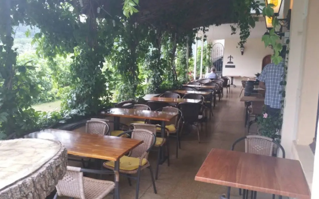 Hotel Rheinecker Hof