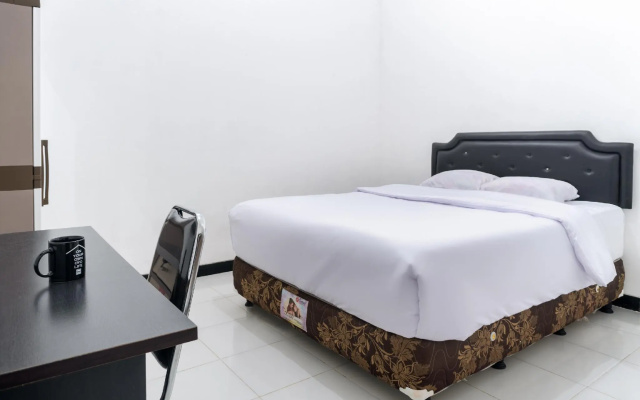 OYO 2952 Elohim Kost