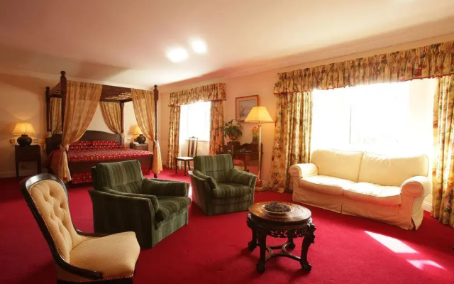 Twin Trees Hotel & Leisure Club