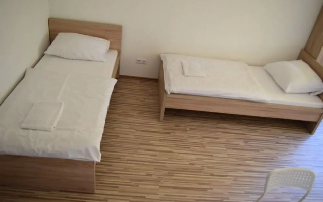 AB Apartment 40