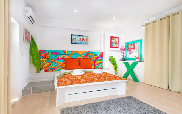 Studio 7 - Oceanfront Apartment