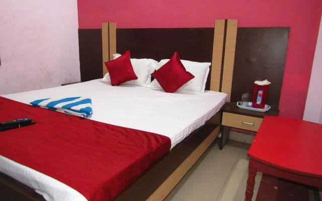 Goroomgo Puri Dham Lodge Puri