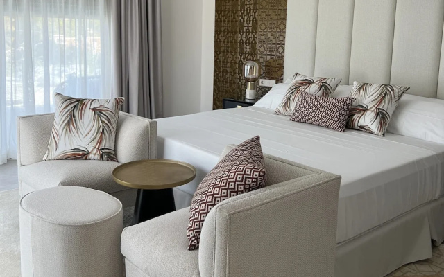 Dionis Boutique Hotel & Spa
