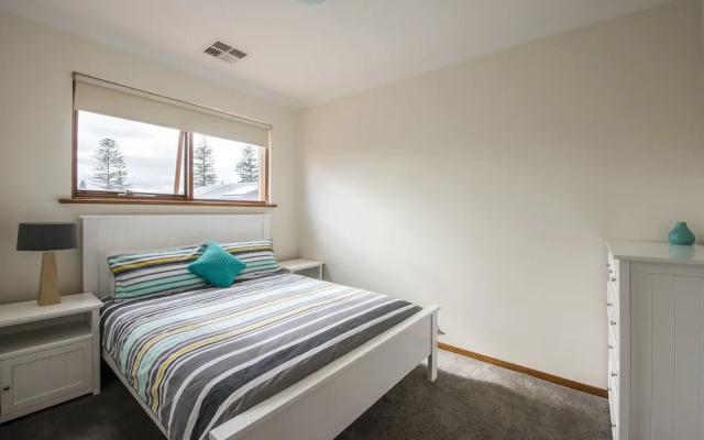 Parkview Villa 2 Luxury 3 Bedroom Home