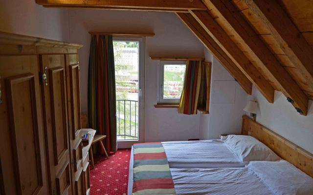 Hotel Waldhaus am See