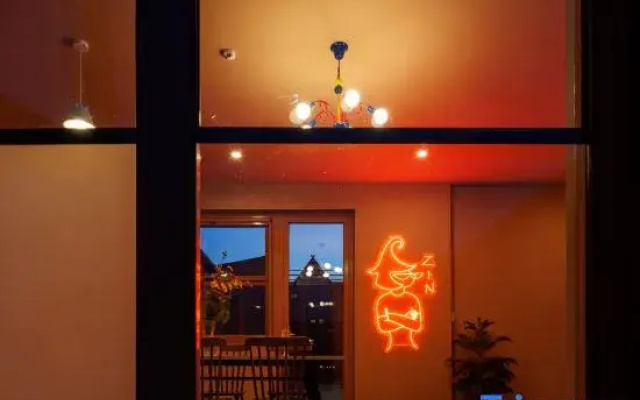 Ron’s Wizardry Healing Homestay (Universal Beijing Resort Branch)