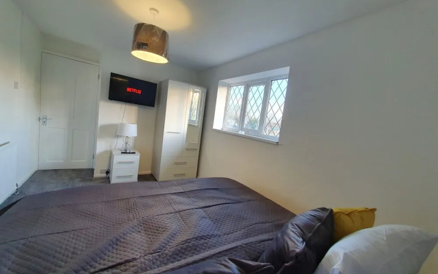 Stylish Modern House in Leamington Spa
