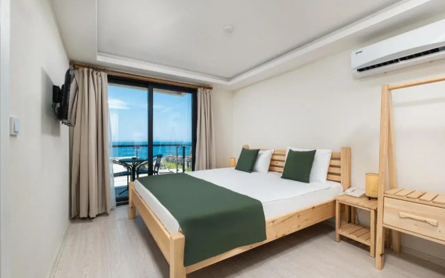 Feniks Hotel