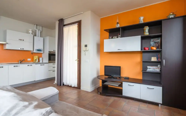 Modern Apartment in Oggebbio Italy With Swimming Pool