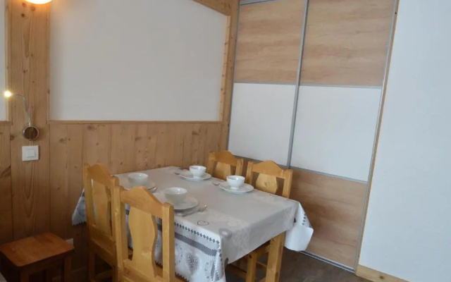 Appartement Les Menuires, 1 pièce, 4 personnes - FR-1-452-195