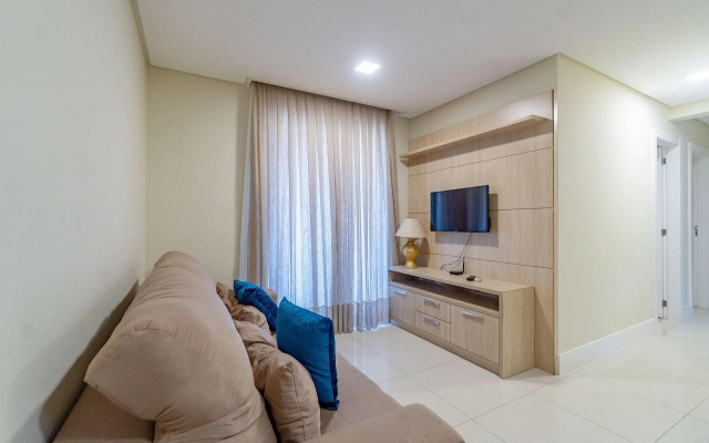 Localização Central - Apartamento a 200m da Praia