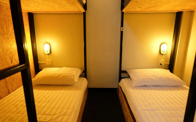 The Ranking hostel & cafe'
