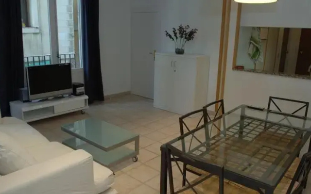 BarcelonaForRent Borne Deluxe