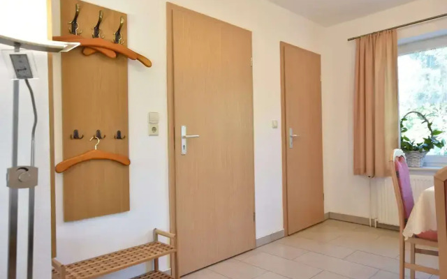 Quaint Apartment in Pepelow near Sea