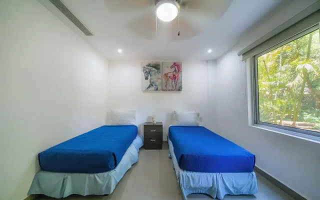 Condo de 3 habitaciones y 4 albercas
