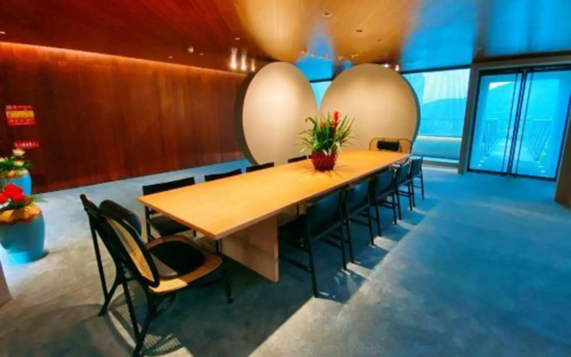 Winterless Cloud Dwelling&Rippling Court Hotel Wuxi