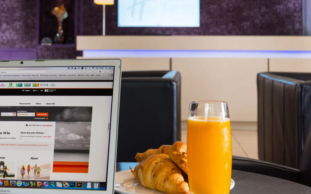 Holiday Inn Express Northampton - South by IHG