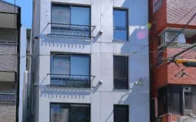 Hotel Landmark Namba 301