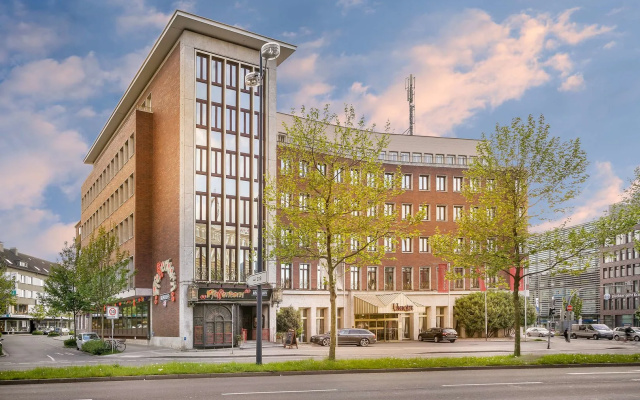 Отель Unique Dortmund