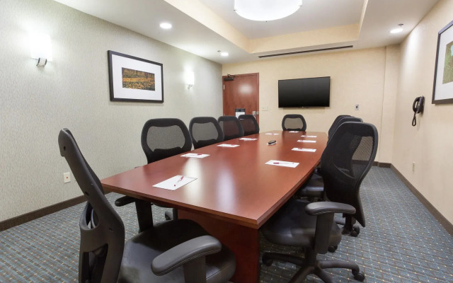Drury Inn & Suites Grand Rapids