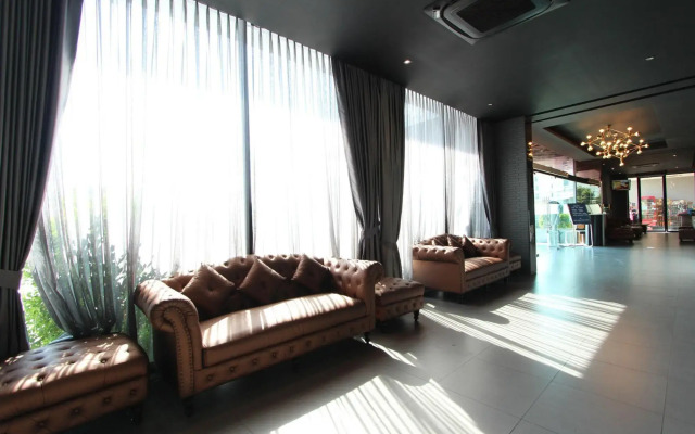 Royal King Suite