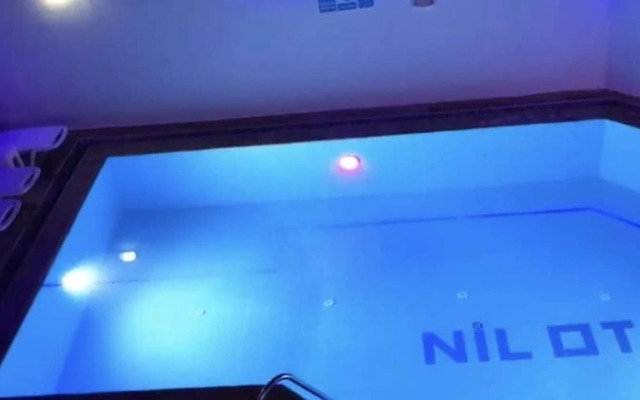 Nil Mars Otel