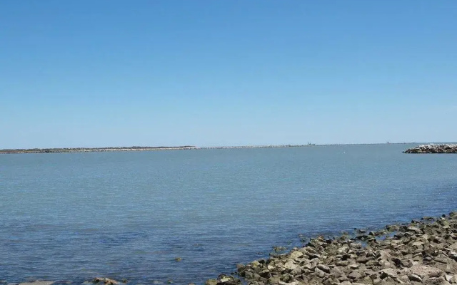 Channelview 107