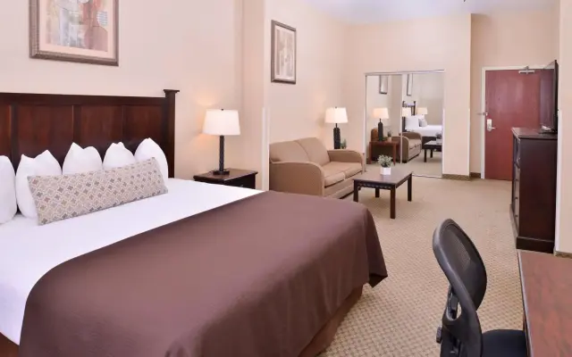 Best Western Plus Frontier Inn