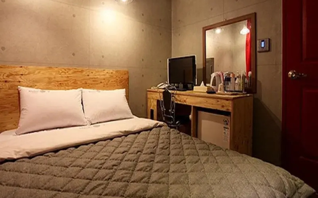 Motel Yam Geomdan