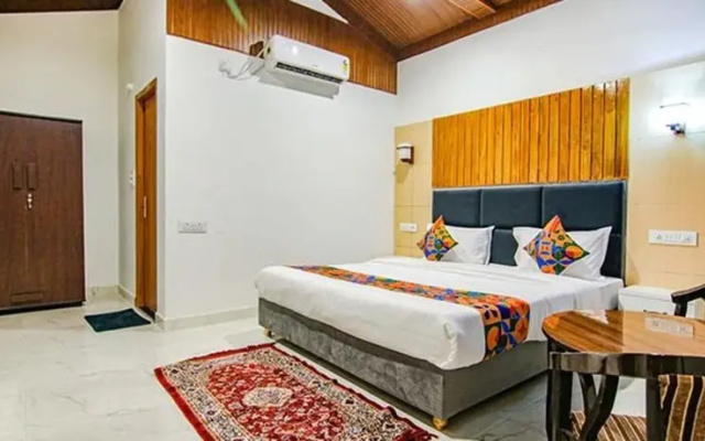 FabHotel Tiger Inn Corbett