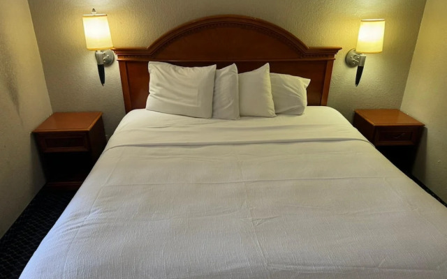 Homegate Studios & Suites San Antonio Medical Center
