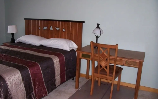 Minocqua Lake Unit B7 3 Bedroom Condo