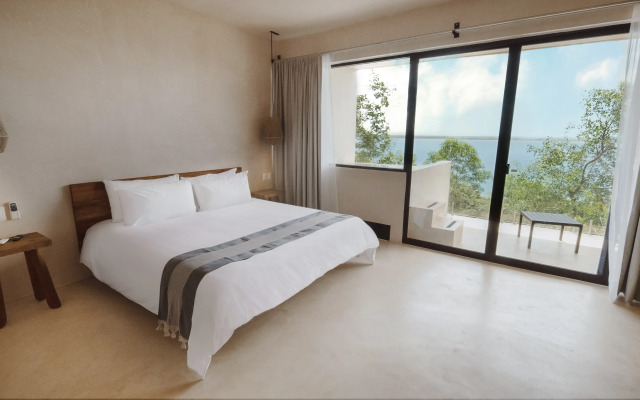 MBH Maya Bacalar Hotel Boutique
