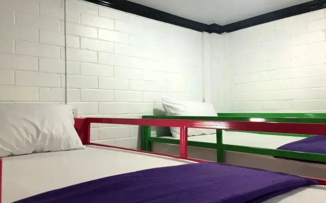 Royale Suites And Apartments By OYO Rooms