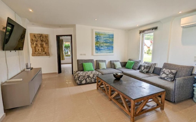 Beachfront 5-bedroom - by KohChangVillas