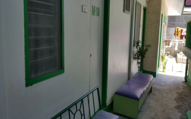 Manalo's Lodge